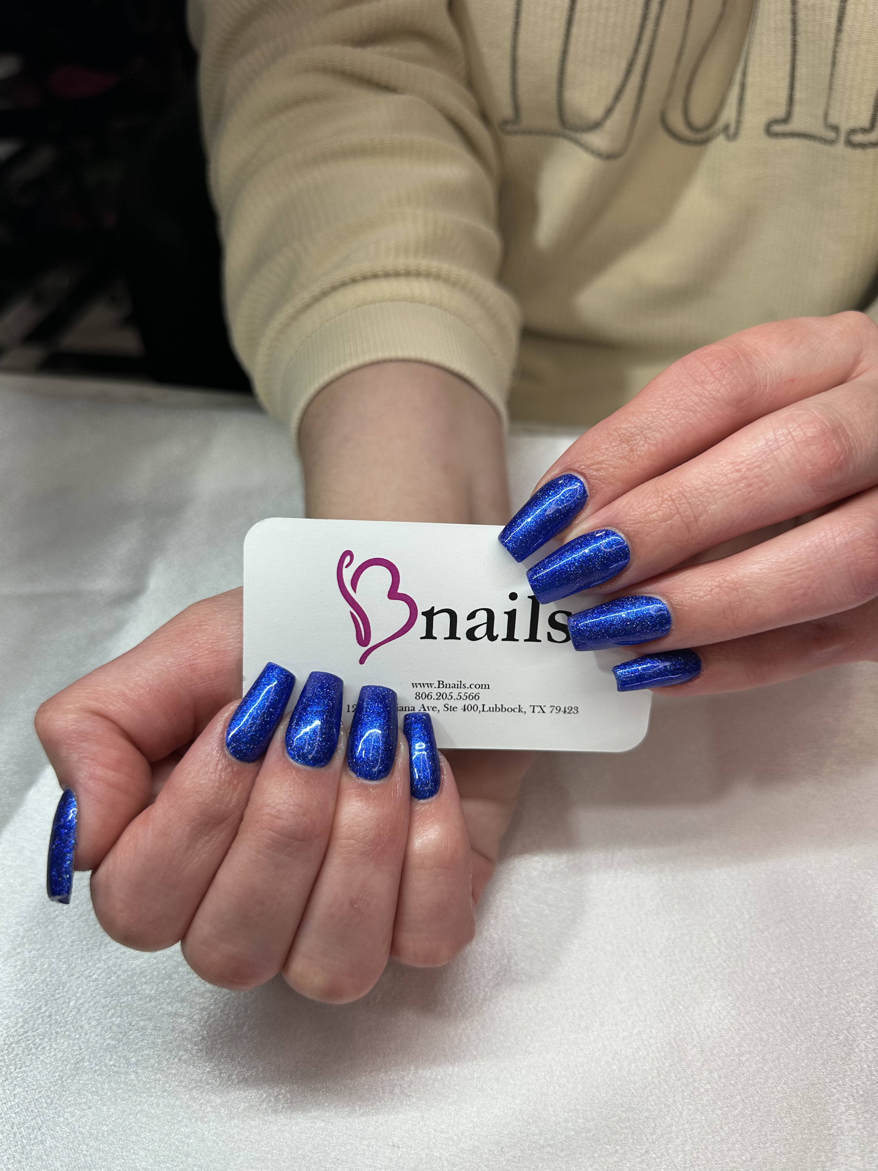 apply vitamin E for nail at best salon in Lubbock