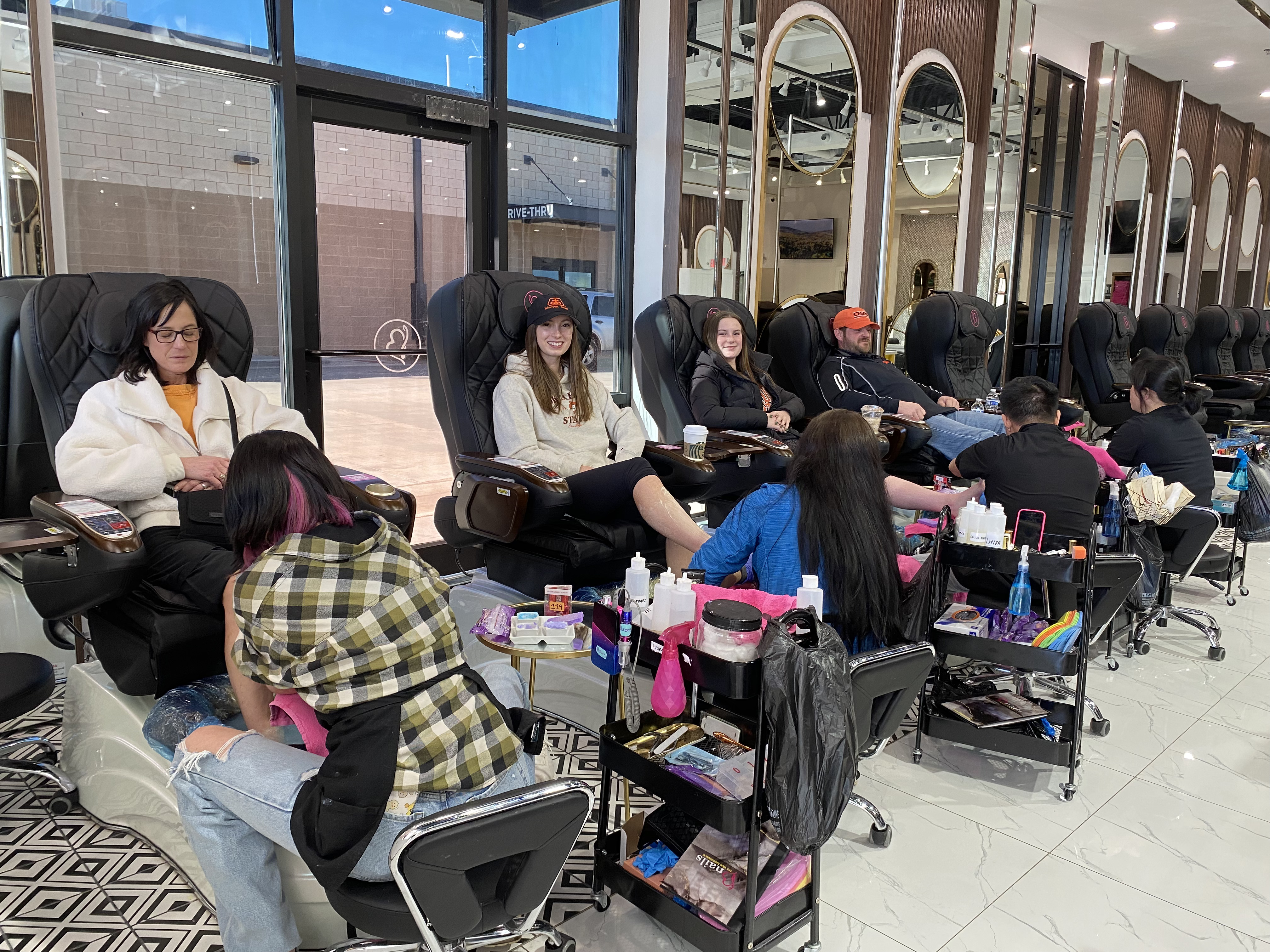 customers at deep clean salon Lubbock